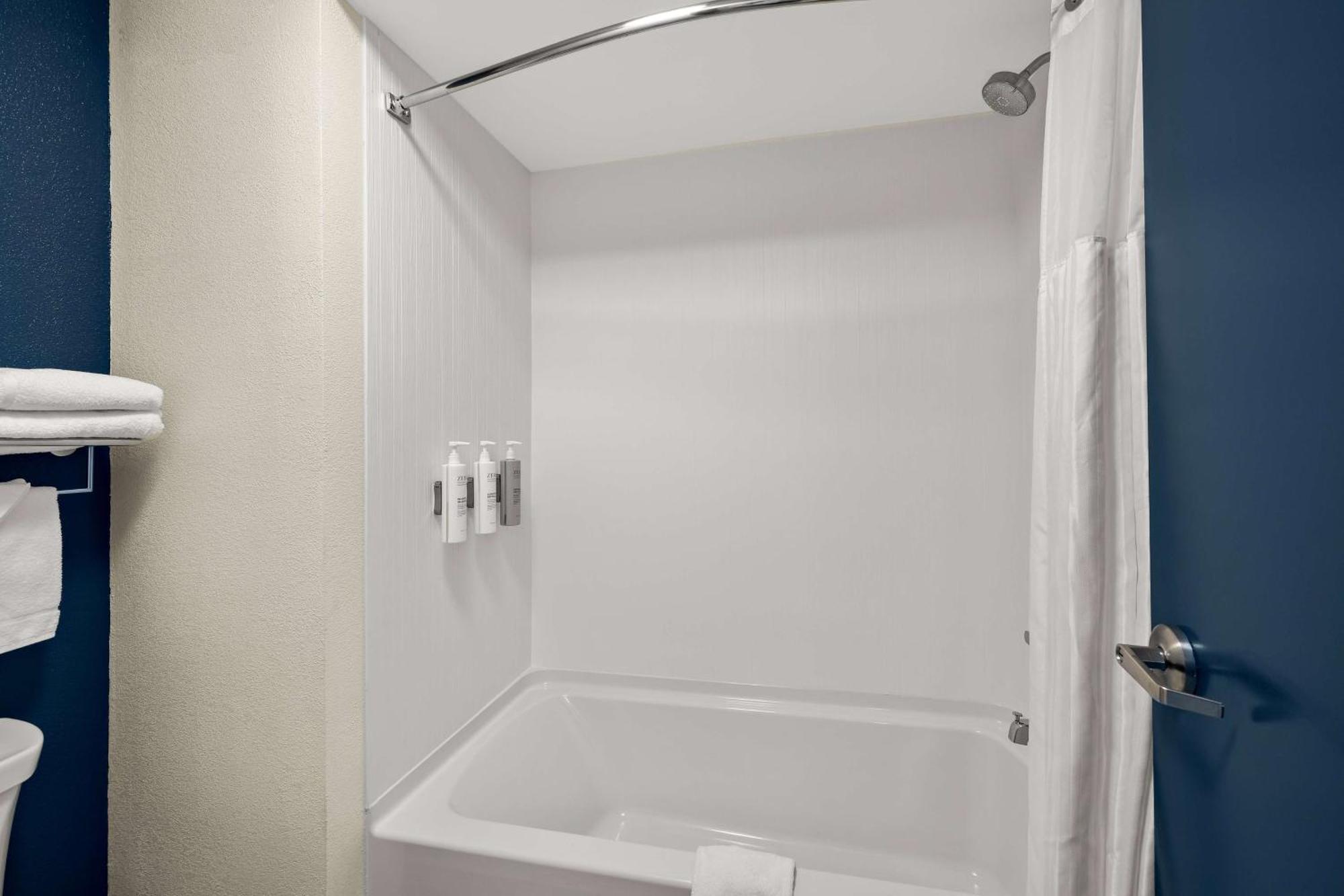 Spark By Hilton Tifton Ngoại thất bức ảnh